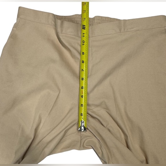 Alfred Dunner tan colored size 18 classic fit capri pants NWT! - Picture 4 of 9